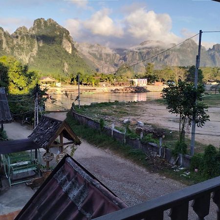 Bungalows Le Jardin Vangvieng Vang Vieng Exteriör bild