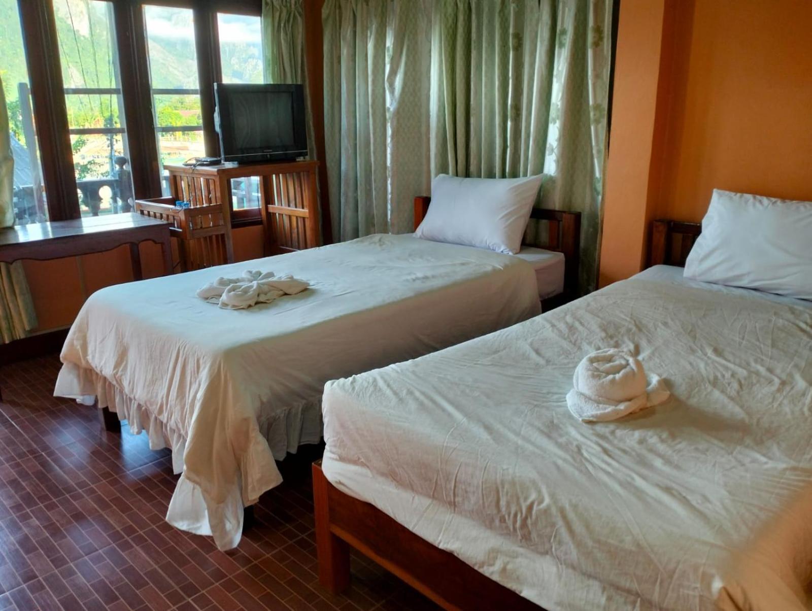 Bungalows Le Jardin Vangvieng Vang Vieng Exteriör bild