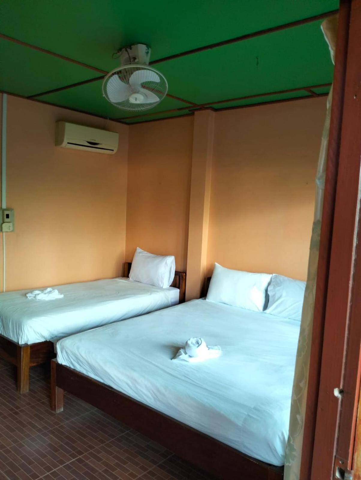 Bungalows Le Jardin Vangvieng Vang Vieng Exteriör bild